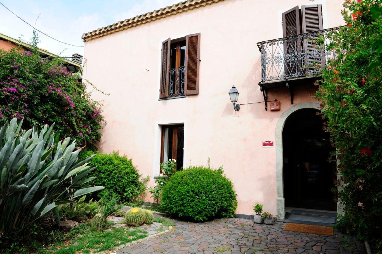 Sa Mola Country house *